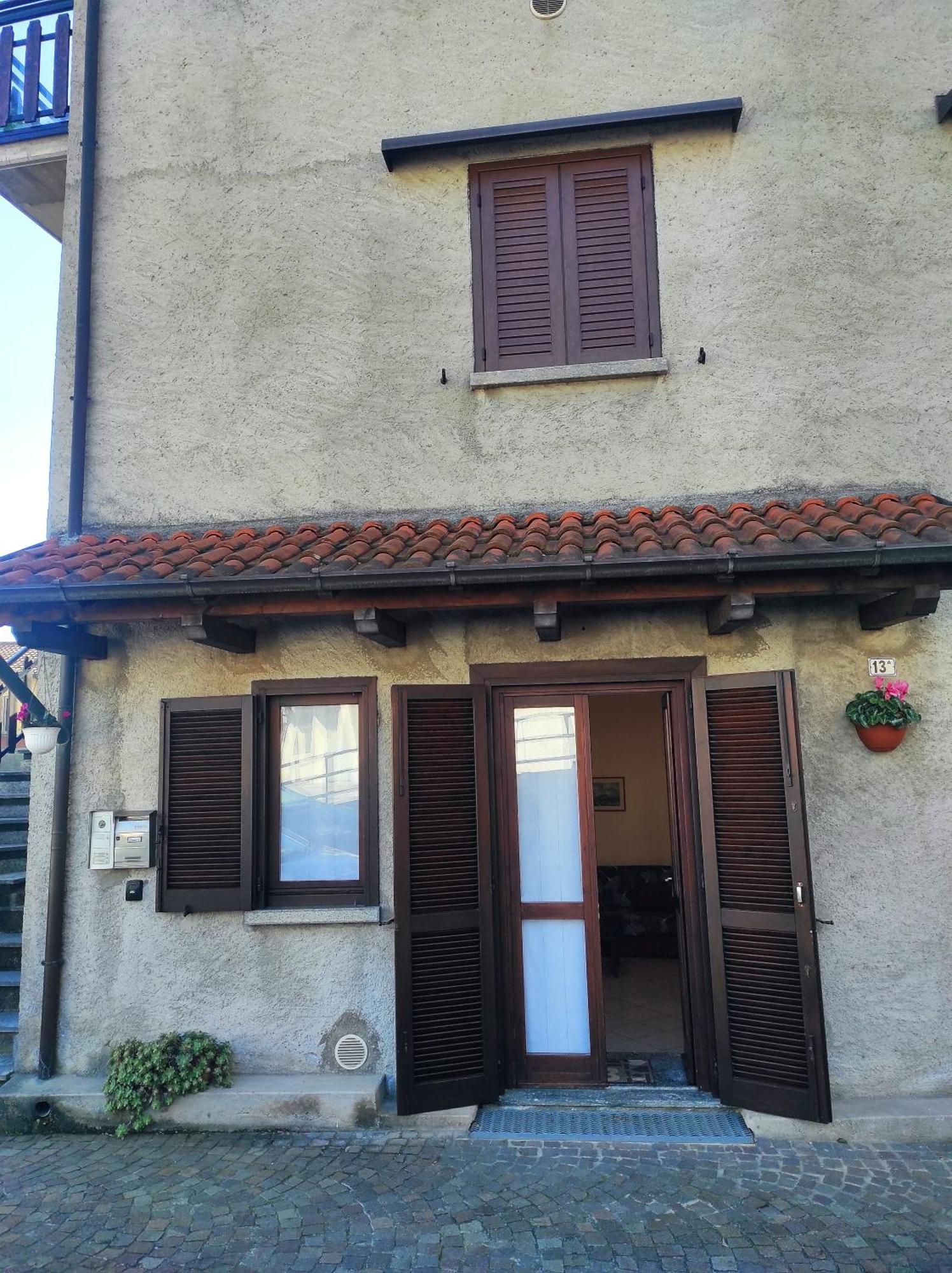 Da Giovanni E Margherita Mandello del Lario Luaran gambar